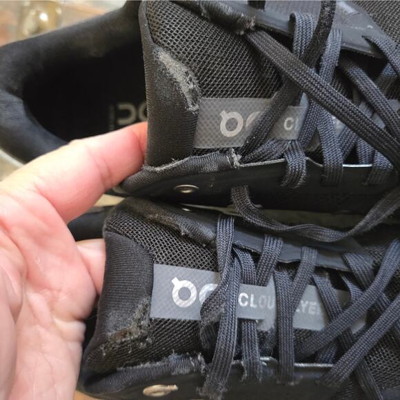 Womens On Cloudtec Black White Running Sneakers Athletic Gorpcore GUC 9.5 - Picture 9 of 15